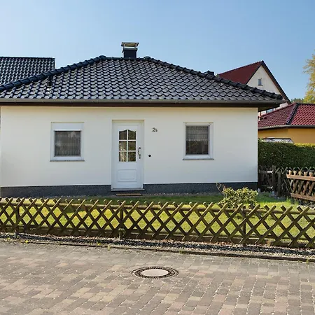 Haus Janni 펜션 프리스트